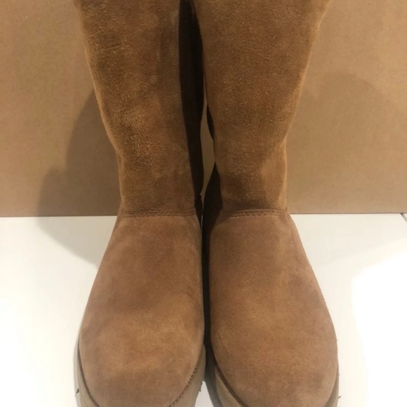 Uggs Aime Classic Slim Boots - Picture 2 of 8